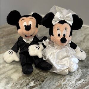 Disney 8” Plush Bridal Set Mickey & Mini Mouse